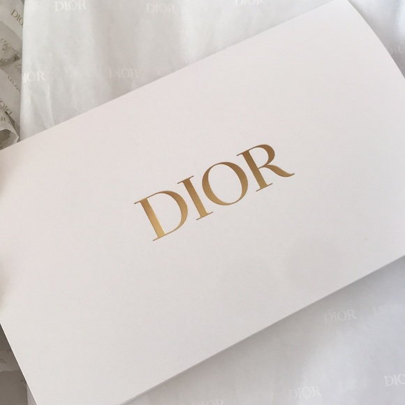 Dior Gift Box - Picture 4 of 7